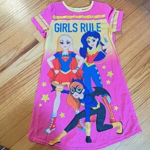 DC Comics Super Hero Girls Nightgown-Wonder Woman, Supergirl, Batgirl,‎ Size 7/8